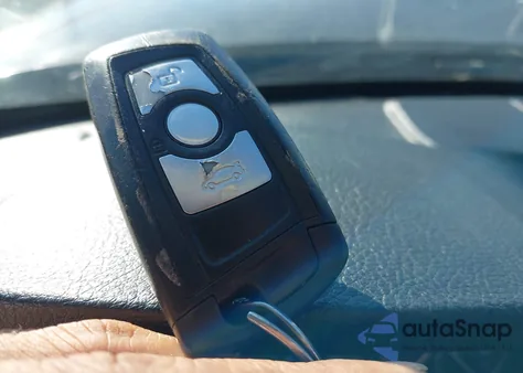 2013 BMW 328I from USA, damaged, VIN WBA3A5C55DF351496